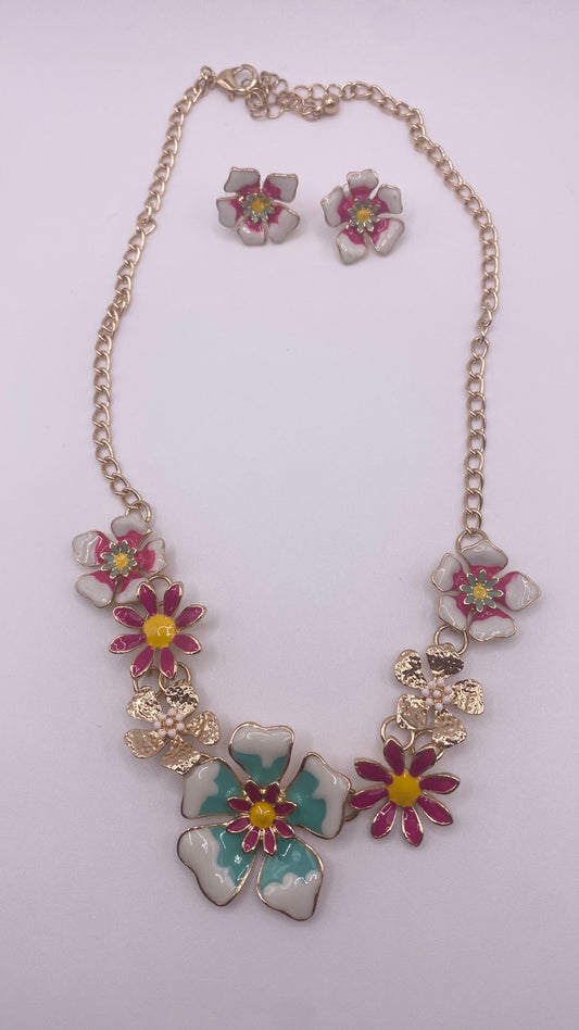 Tropical necklace set